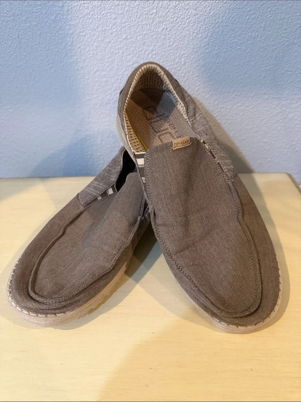 Hey Dude Mens Thad Chambray Walnut Slip On Loafers Taupe Size 12 111911621